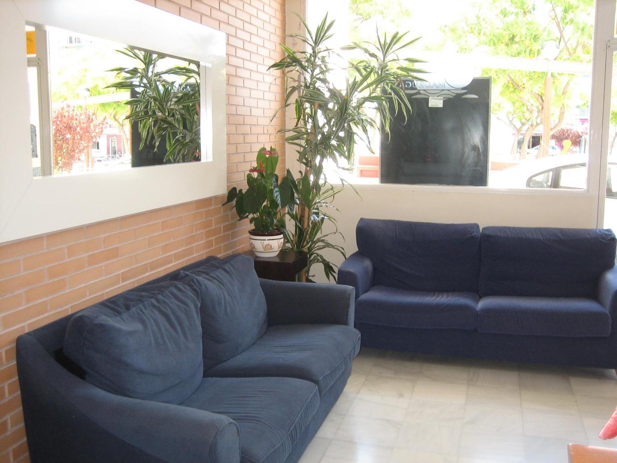 Hostal Madruga Elche Exterior foto